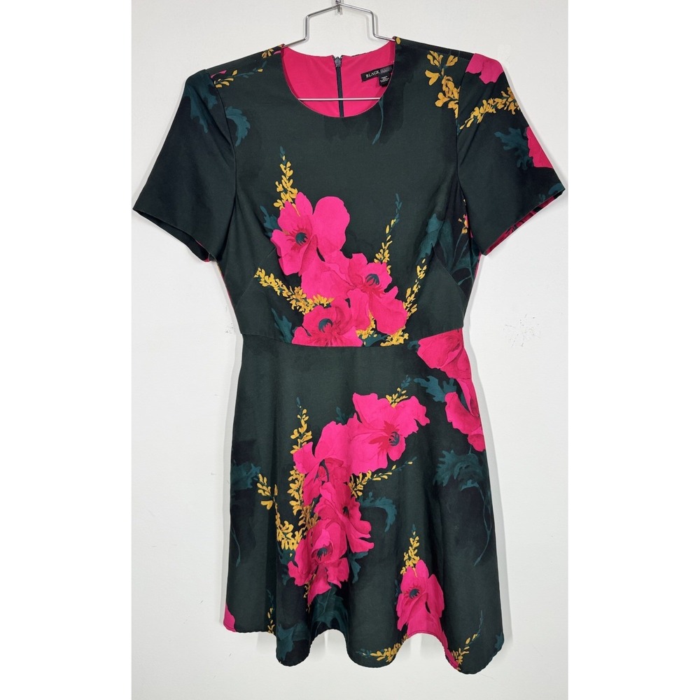 Black Halo Women's Midi Short Sleeve Floral Skater Dress Size S Pockets Modest